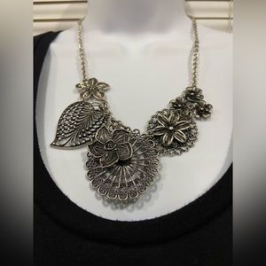 Floral Pendant Silver Necklace
